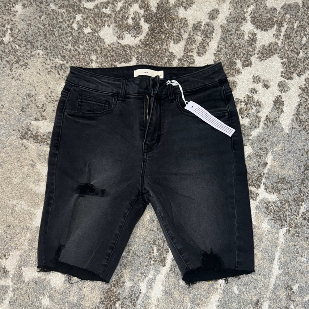 Francesca’s black shorts